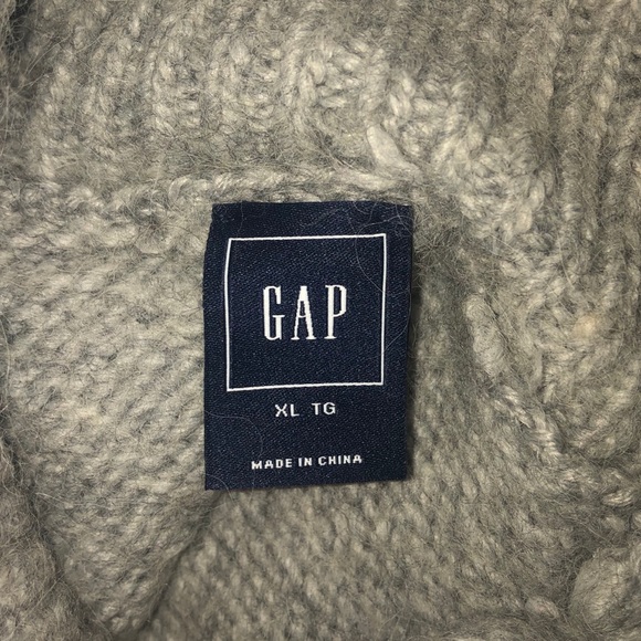 Gap Knitted Turtleneck Sweater - Picture 3 of 3